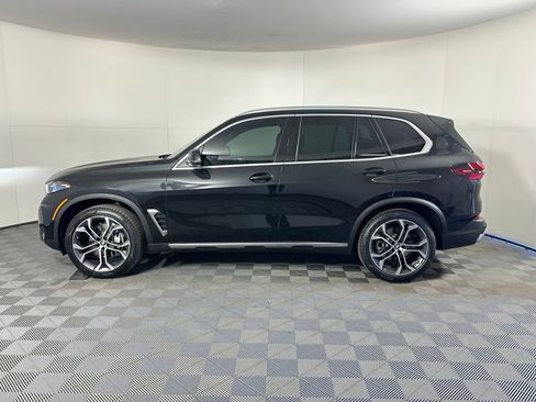 Used 2026 BMW X5 sDrive40i w/ Climate Comfort Package RWD image 2
