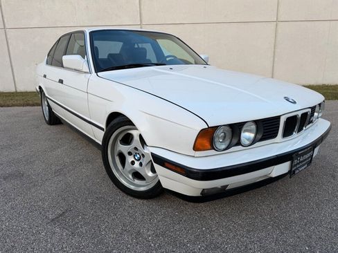 Used 1991 BMW M5 RWD image 12