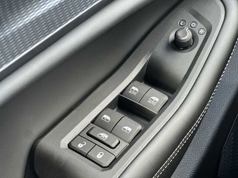 New 2025 Jeep Grand Cherokee Laredo image 15