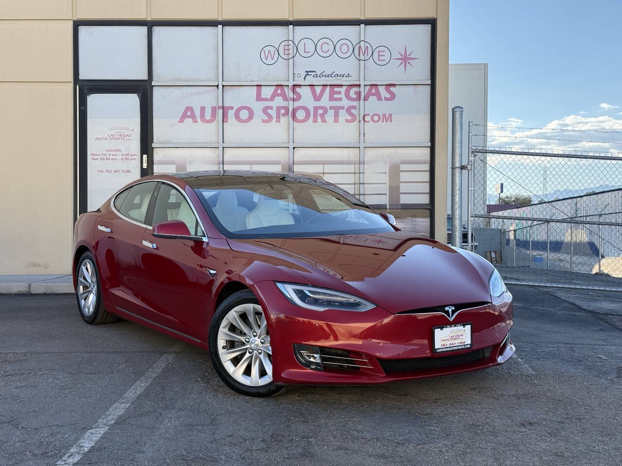 Used 2018 Tesla Model S 100D AWD/4WD image 1