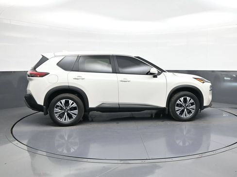 Used 2023 Nissan Rogue SV AWD/4WD image 8