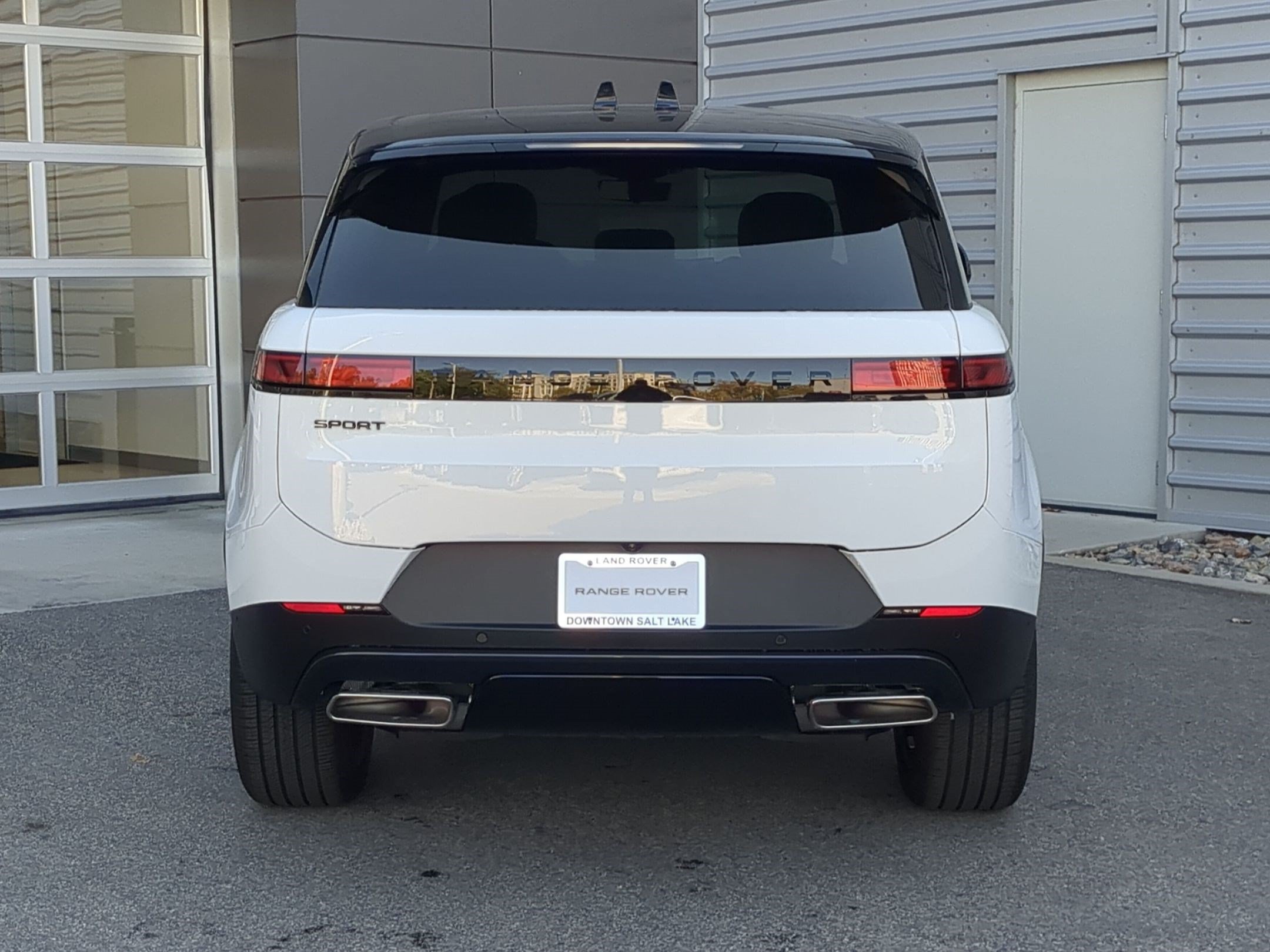 New 2027 Land Rover Range Rover Sport SE AWD/4WD image 6
