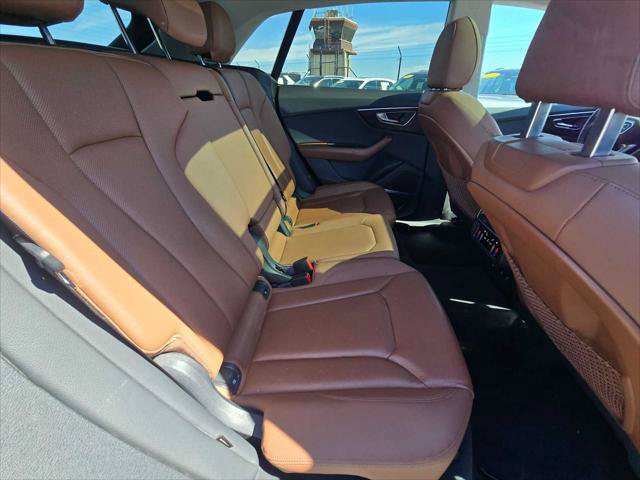 Used 2022 Audi Q8 Premium Plus AWD/4WD image 12