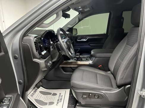 Used 2023 Chevrolet Silverado 1500 RST image 21