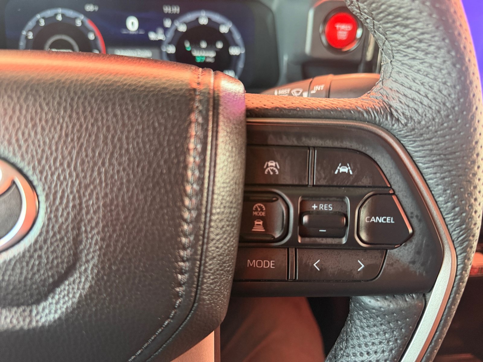 Certified 2026 Toyota Tacoma TRD Off-Road w/ TRD Off Road Premium Package AWD/4WD image 18