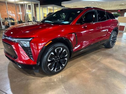 Used 2024 Chevrolet Blazer EV RS image 5