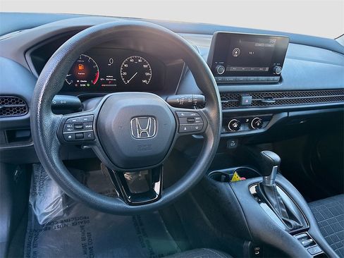Used 2024 Honda HR-V LX image 11