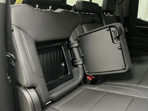 New 2026 GMC Sierra 1500 Elevation w/ Elevation Premium Package AWD/4WD image 17