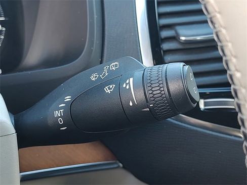 Used 2021 Volvo XC90 T8 Inscription Expression w/ Advanced Package image 24