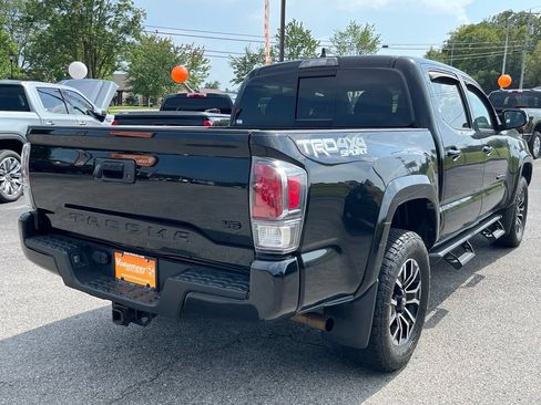 Used 2021 Toyota Tacoma TRD Sport AWD/4WD image 15