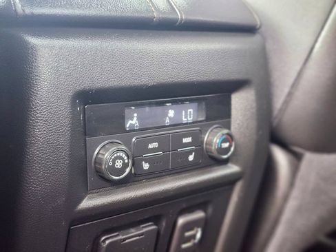 Used 2023 Chevrolet Traverse High Country AWD/4WD image 15