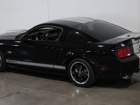 Used 2007 Ford Mustang GT RWD image 20