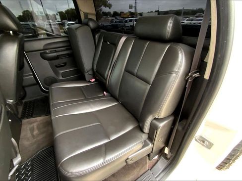 Used 2012 Chevrolet Silverado 1500 LT image 19