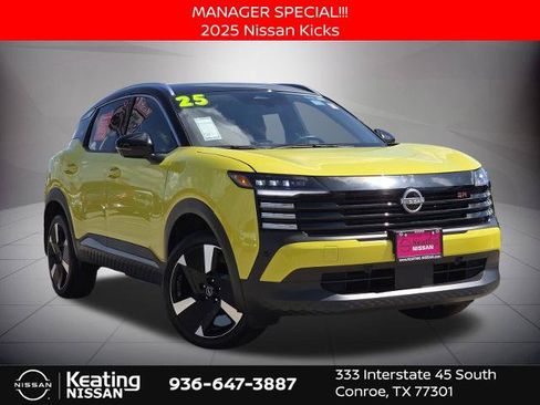 Certified 2025 Nissan Kicks SR FWD image 1