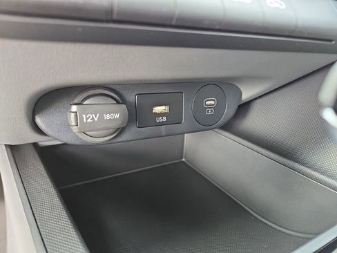 New 2026 Hyundai Elantra Hybrid FWD image 14