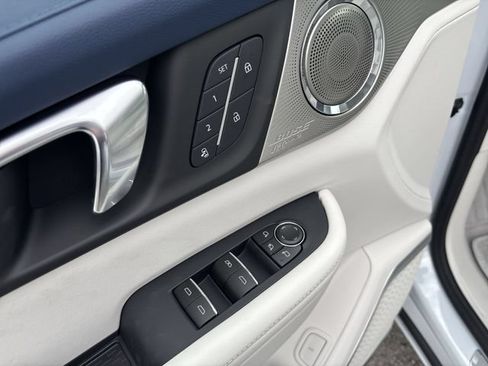 New 2026 Buick Enclave Avenir w/ Super Cruise Package AWD/4WD image 13