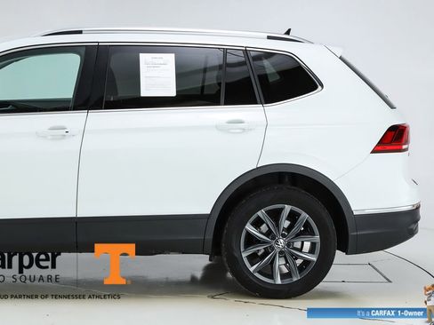 Used 2022 Volkswagen Tiguan SE FWD image 41