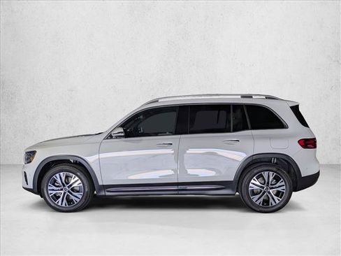 Used 2026 Mercedes-Benz GLB 250 image 9