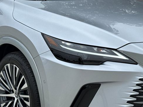 New 2026 Lexus RX 350h AWD/4WD image 10