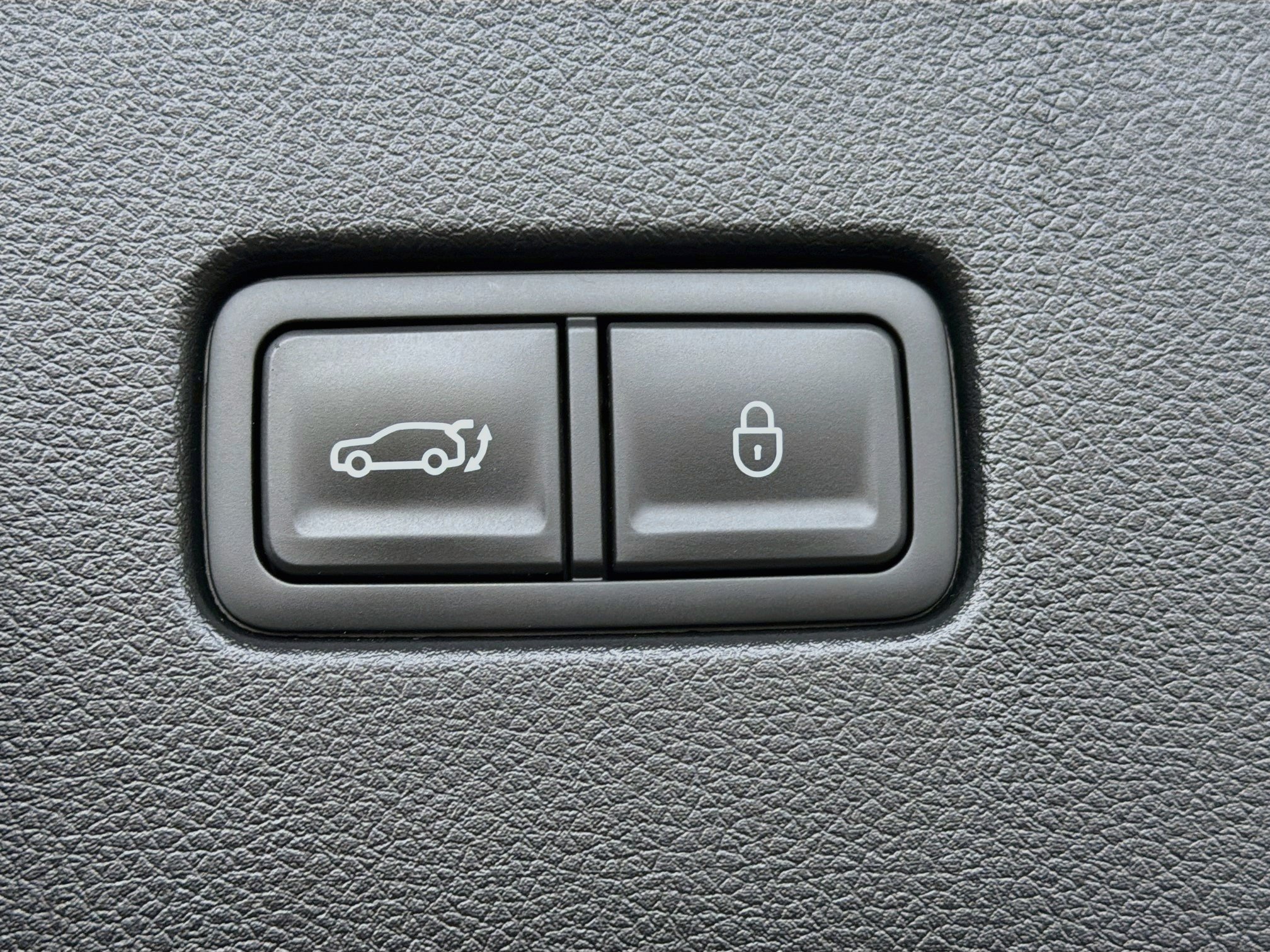 Used 2023 Genesis GV60 Performance AWD/4WD image 30