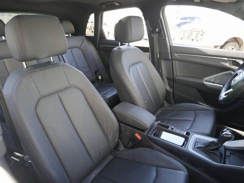 Used 2022 Audi Q3 2.0T Premium Plus image 22