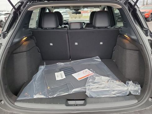 New 2026 Nissan Kicks SR w/ Cold Weather Package image 13