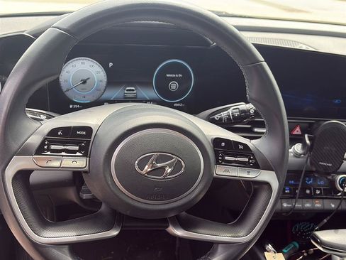 Used 2023 Hyundai Elantra SEL w/ Convenience Package FWD image 19