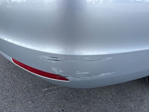 Used 2011 Volkswagen Jetta SEL image 14