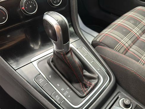 Used 2017 Volkswagen GTI S FWD image 15