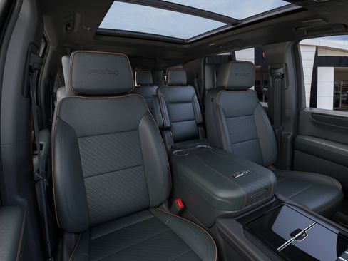 New 2026 GMC Yukon AT4 AWD/4WD image 16