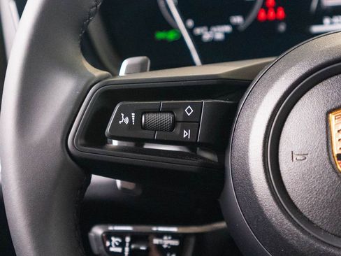 New 2025 Porsche Cayenne Coupe image 33