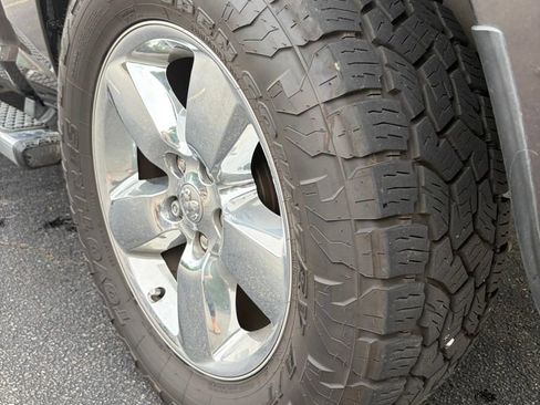 Used 2017 RAM 1500 Big Horn RWD image 9
