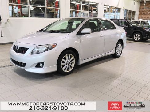Used 2010 Toyota Corolla S image 1