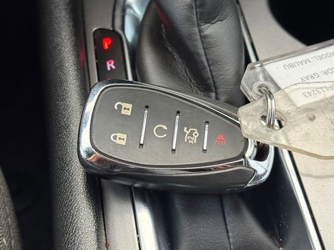 Used 2025 Chevrolet Malibu LS image 36