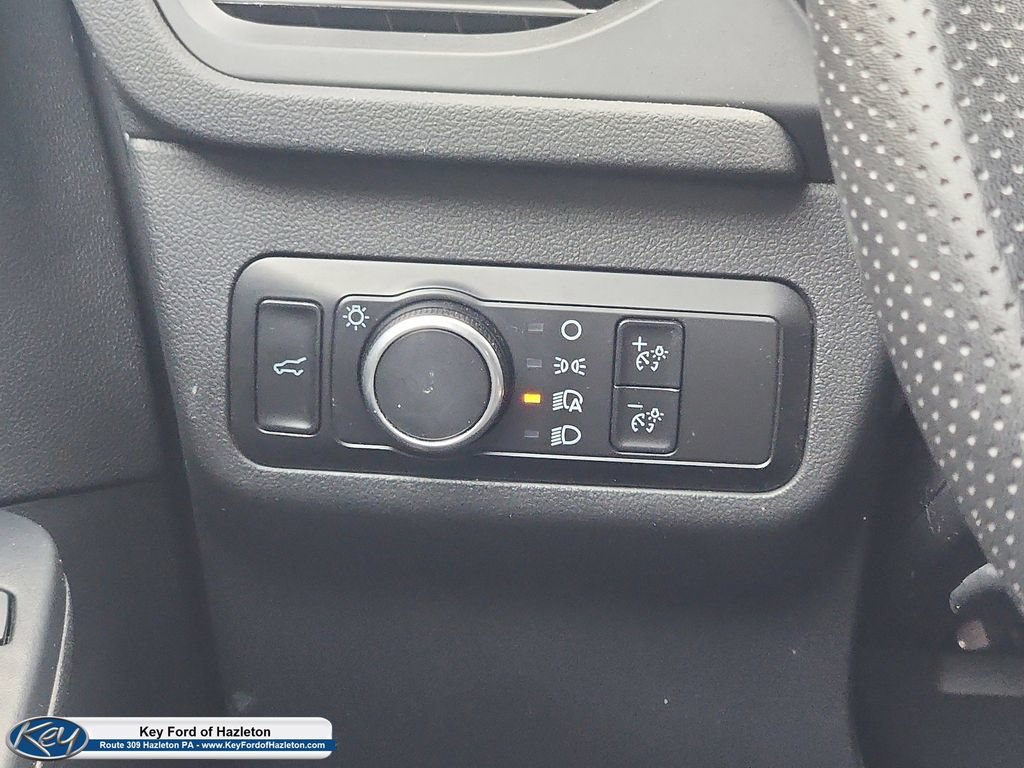 Used 2023 Ford Escape ST-Line AWD/4WD image 13