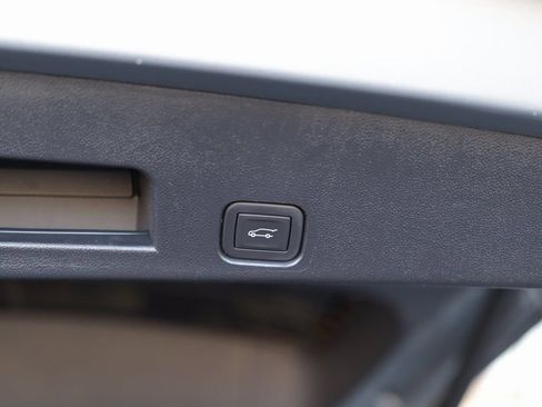 Used 2025 Buick Enclave Preferred image 29