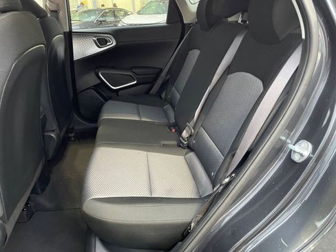 Used 2025 Kia Soul LX w/ LX Technology Package image 23