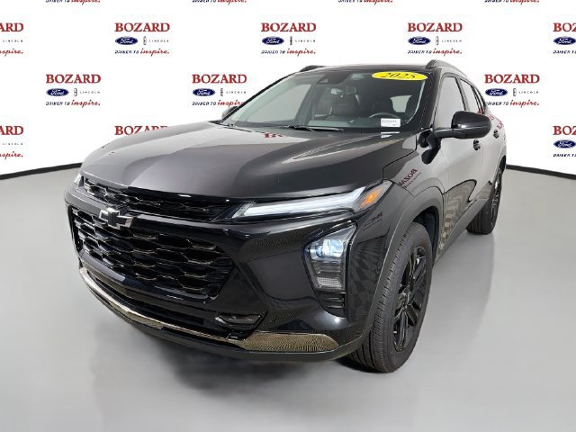 Used 2025 Chevrolet Trax ACTIV FWD image 4