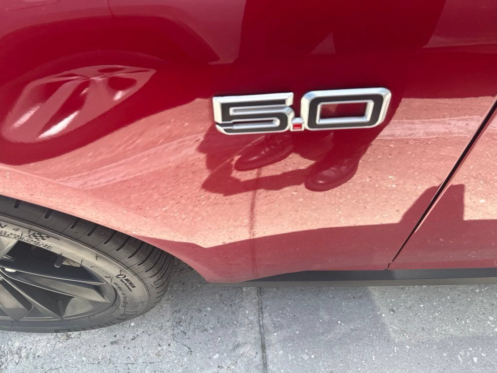 Used 2024 Ford Mustang GT RWD image 3