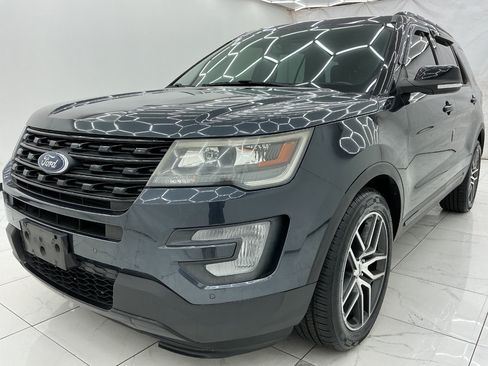 Used 2017 Ford Explorer Sport AWD/4WD image 1