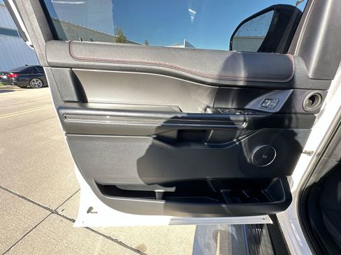 Used 2019 Ford Expedition Max Limited w/ Equipment Group 303A AWD/4WD image 23