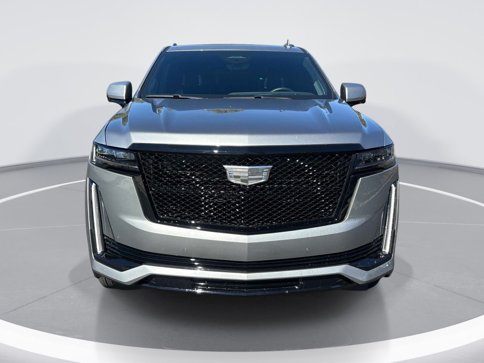 Used 2024 Cadillac Escalade Sport Platinum AWD/4WD image 2