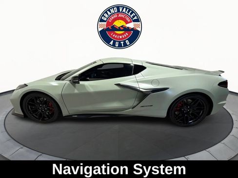 Used 2024 Chevrolet Corvette Z06 image 9