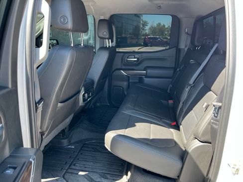 Used 2019 GMC Sierra 1500 SLT w/ SLT Premium Package AWD/4WD image 19
