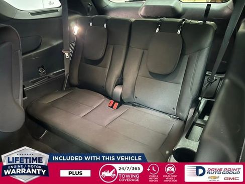 Used 2020 Ford Explorer XLT image 28