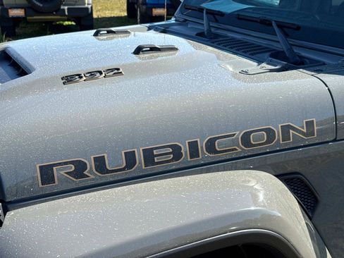 Certified 2022 Jeep Wrangler Unlimited Rubicon w/ Dual Top Group image 11