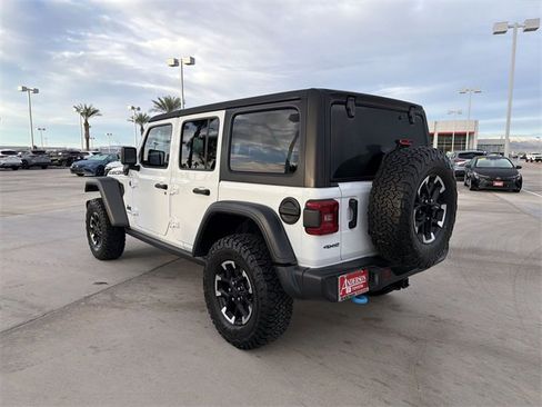 Used 2024 Jeep Wrangler Unlimited Rubicon 4xe image 7
