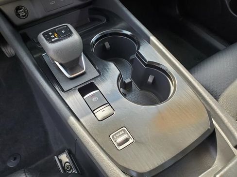 Certified 2024 Nissan Rogue SV w/ SV Premium Package image 21