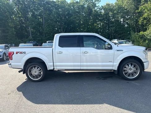 Used 2017 Ford F150 Platinum w/ Equipment Group 701A Luxury AWD/4WD image 6
