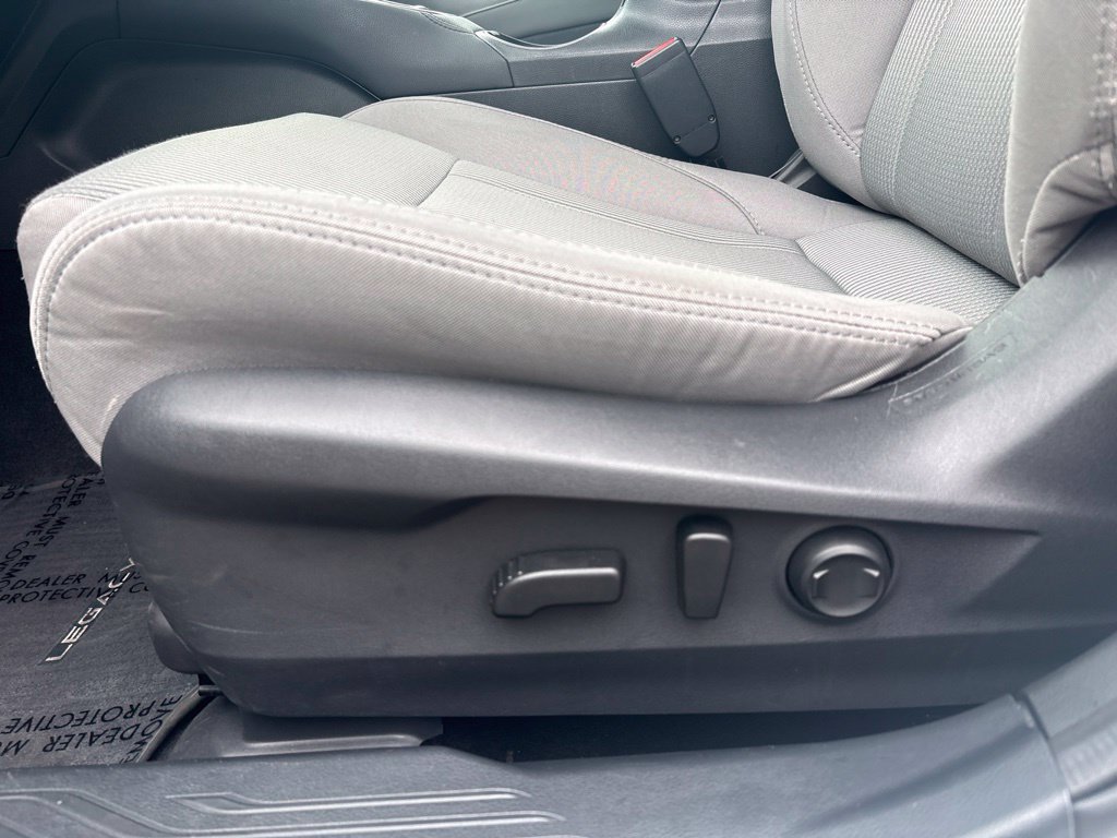 Used 2025 Subaru Legacy Premium AWD/4WD image 17